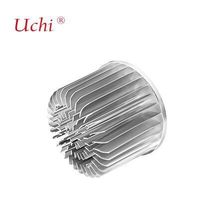 Ακτινικό ψύκτρα αλουμινίου ψυχρής σφυρηλάτησης με ασημένιο περίβλημα 100mm